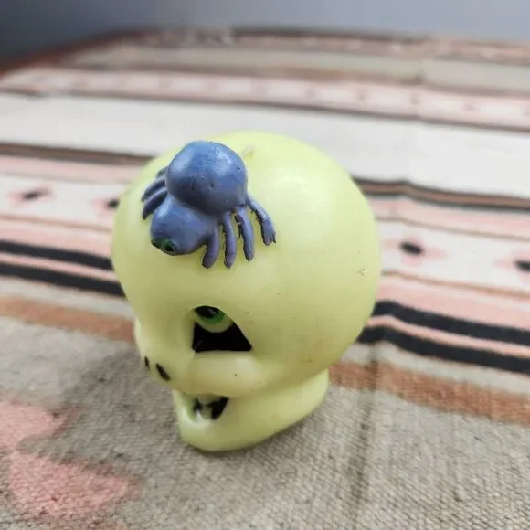 Vintage Halloween Skull Candle Spider 3.5 Inches Tall - Picture 2 of 7